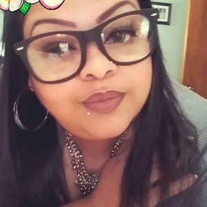 Meet your Posher, Sofi